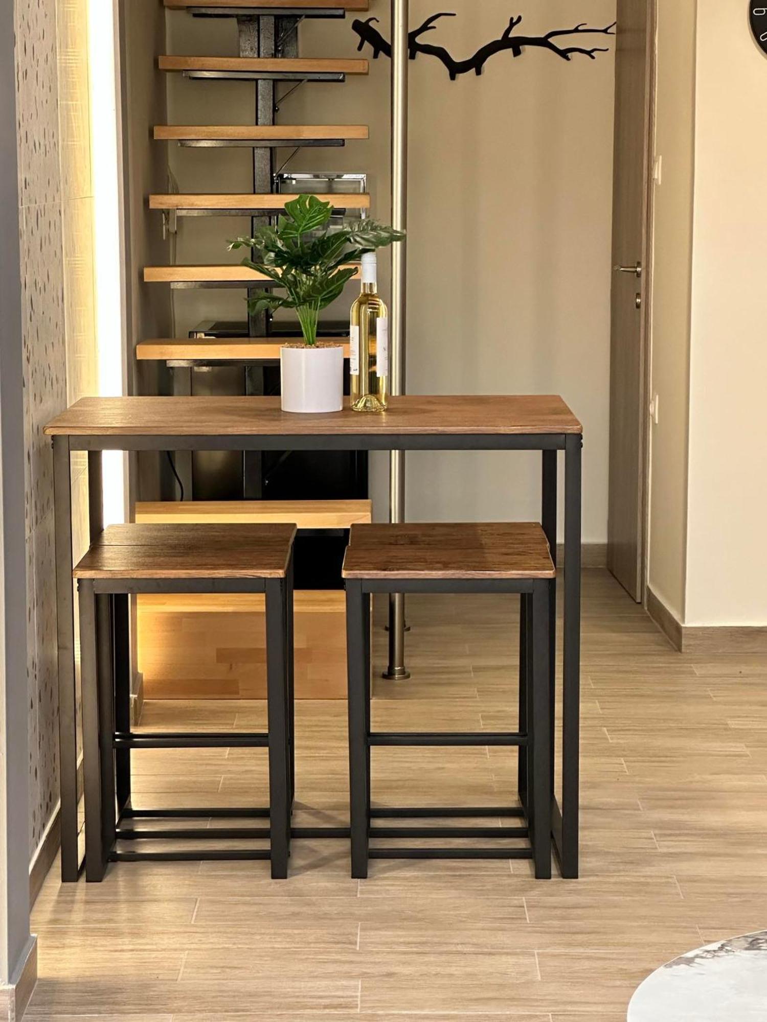 Trainstation Apartment In Thessaloniki Buitenkant foto
